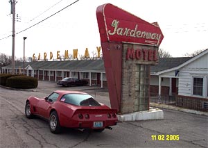 Kent's Corvette at Gardenway Motel